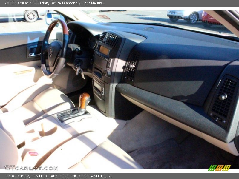 White Diamond / Light Neutral 2005 Cadillac CTS Sedan