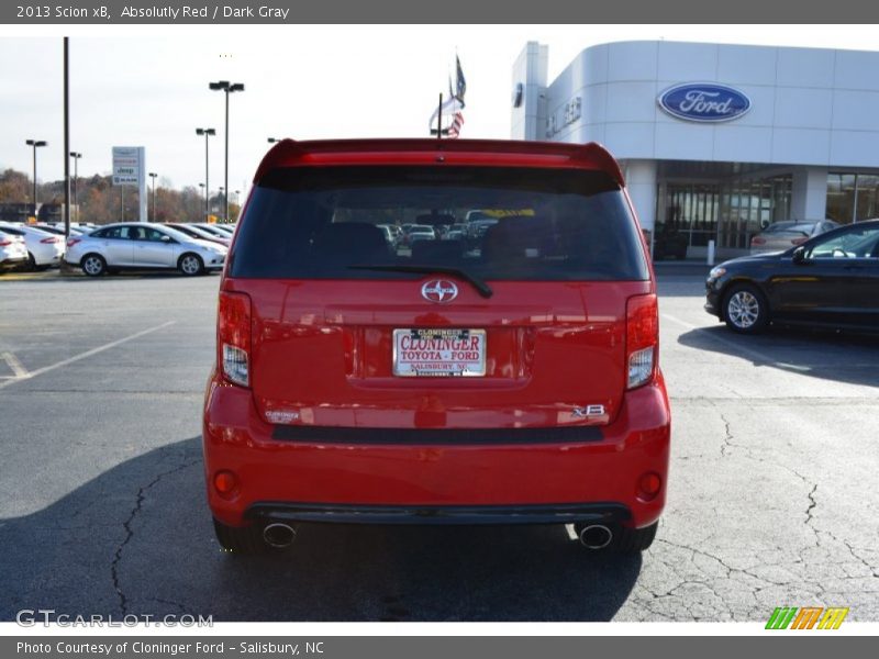 Absolutly Red / Dark Gray 2013 Scion xB