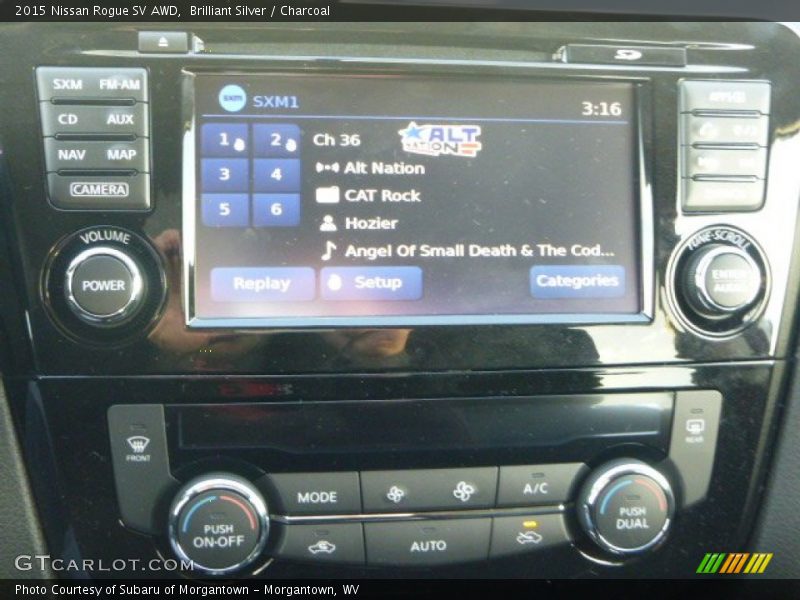 Brilliant Silver / Charcoal 2015 Nissan Rogue SV AWD