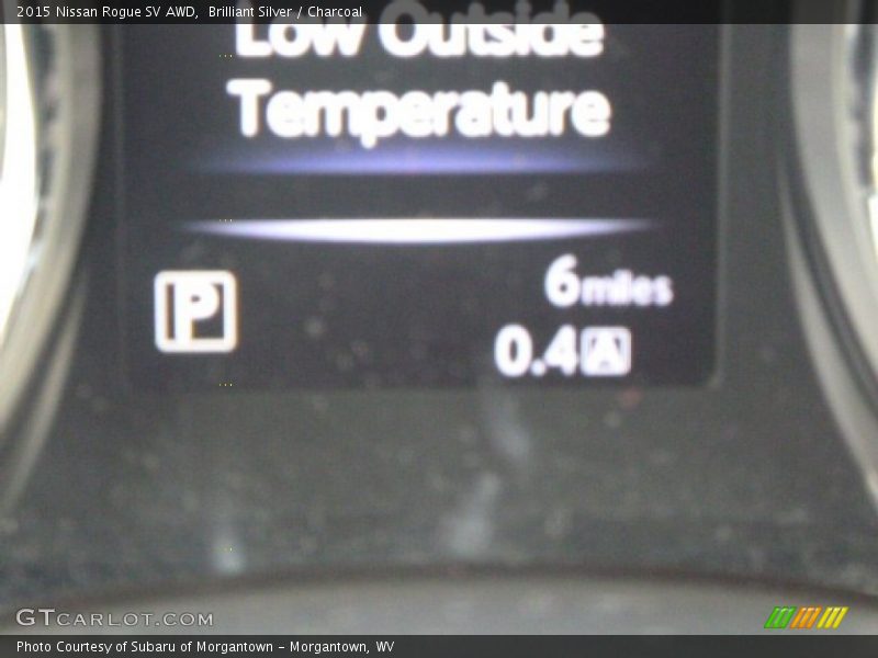 Brilliant Silver / Charcoal 2015 Nissan Rogue SV AWD