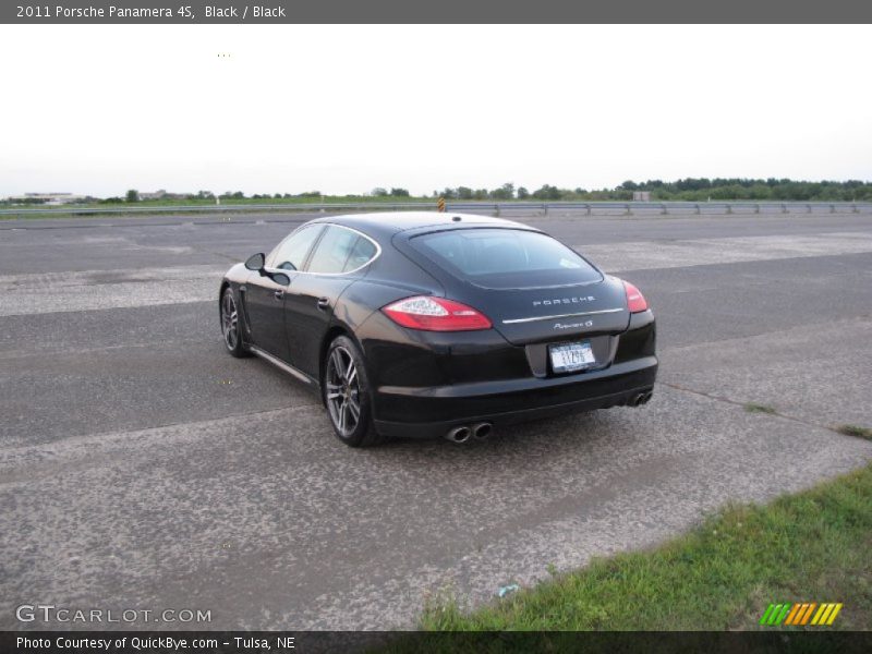 Black / Black 2011 Porsche Panamera 4S