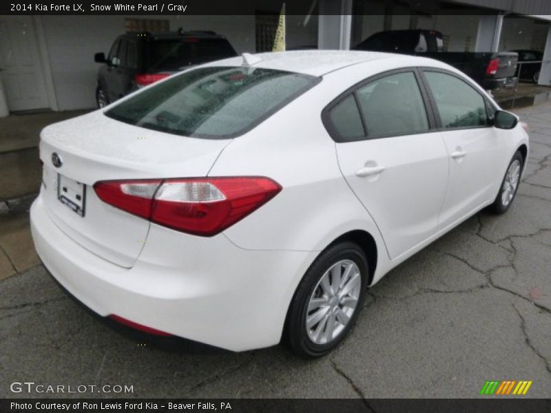 Snow White Pearl / Gray 2014 Kia Forte LX