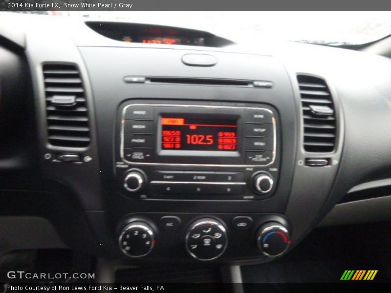 Snow White Pearl / Gray 2014 Kia Forte LX