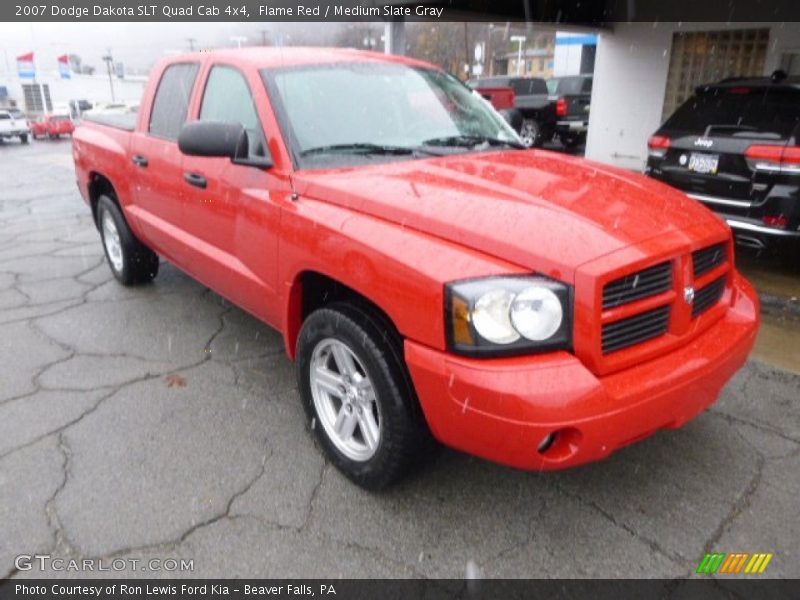 Flame Red / Medium Slate Gray 2007 Dodge Dakota SLT Quad Cab 4x4