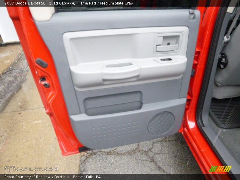 Flame Red / Medium Slate Gray 2007 Dodge Dakota SLT Quad Cab 4x4