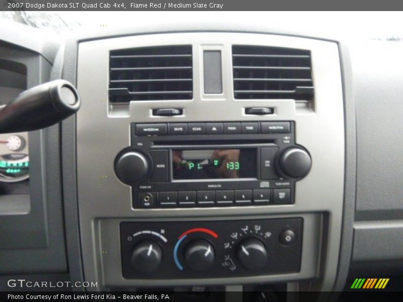 Flame Red / Medium Slate Gray 2007 Dodge Dakota SLT Quad Cab 4x4