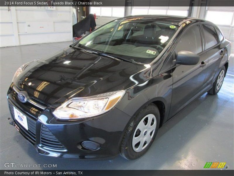 Tuxedo Black / Charcoal Black 2014 Ford Focus S Sedan
