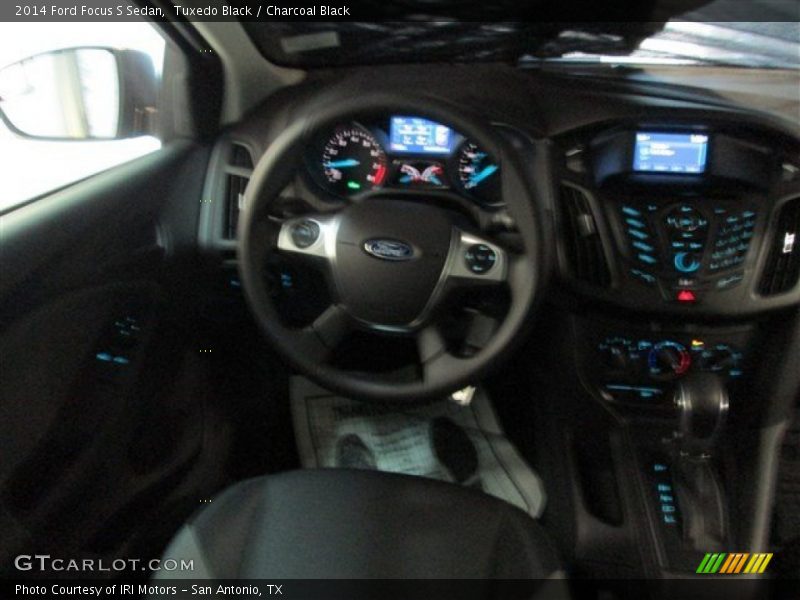 Tuxedo Black / Charcoal Black 2014 Ford Focus S Sedan