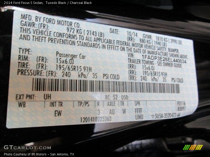 Tuxedo Black / Charcoal Black 2014 Ford Focus S Sedan