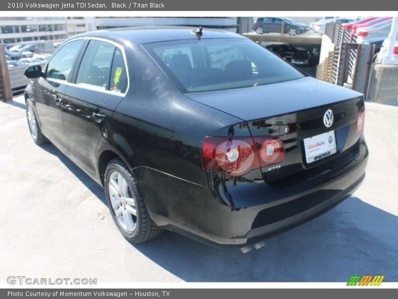 Black / Titan Black 2010 Volkswagen Jetta TDI Sedan