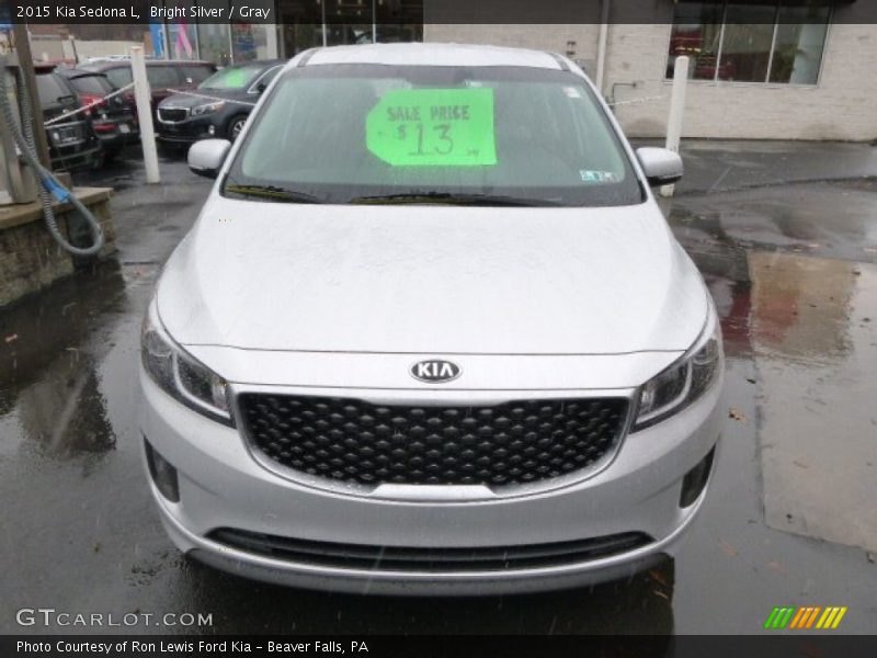 Bright Silver / Gray 2015 Kia Sedona L