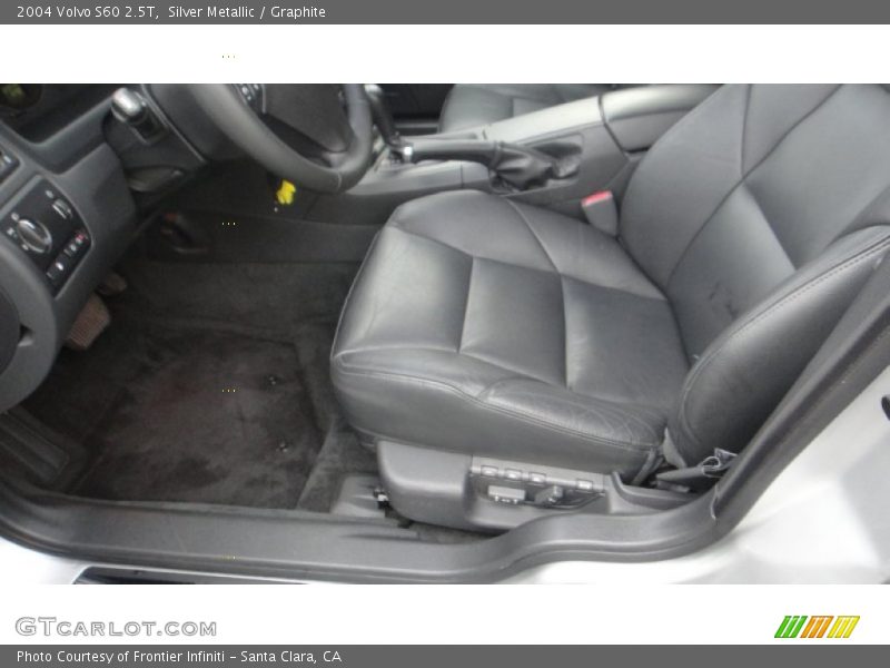 Silver Metallic / Graphite 2004 Volvo S60 2.5T