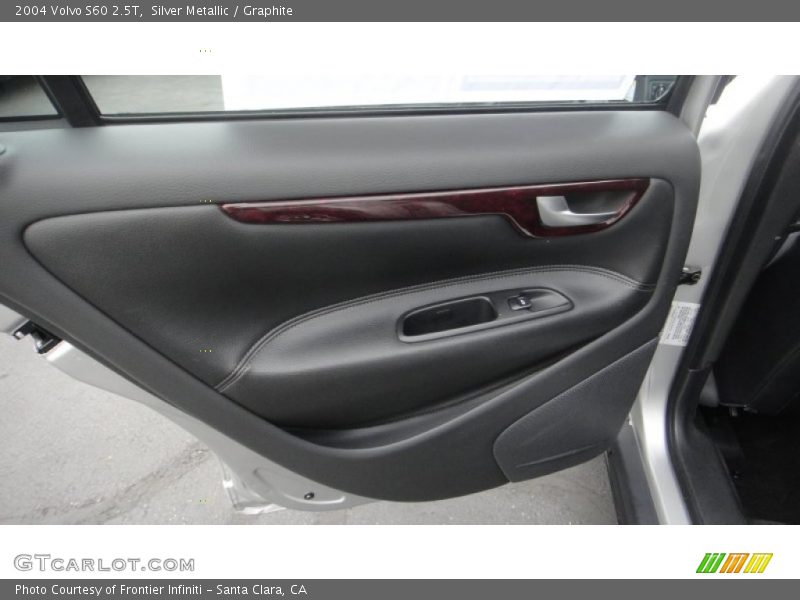 Silver Metallic / Graphite 2004 Volvo S60 2.5T