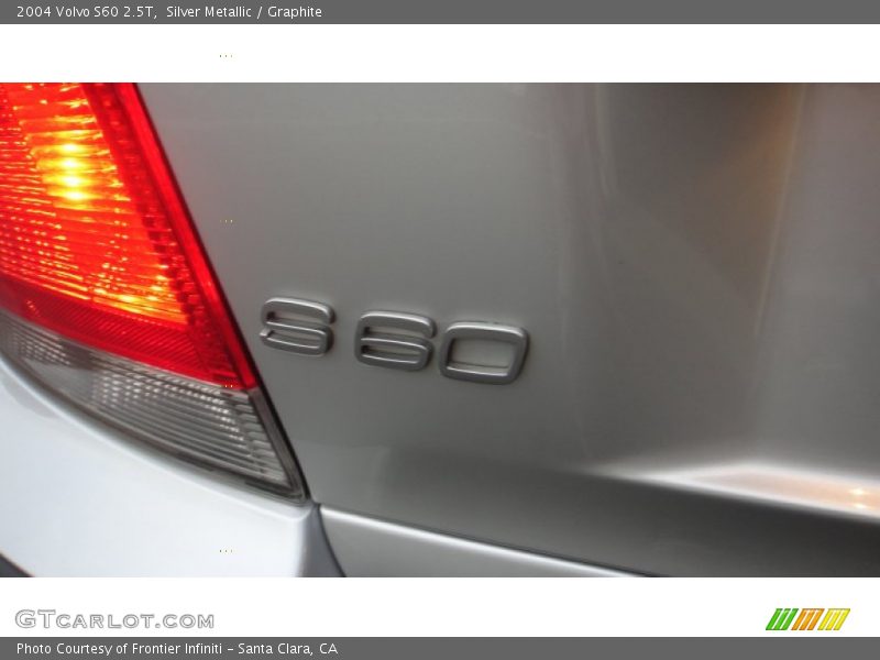 Silver Metallic / Graphite 2004 Volvo S60 2.5T