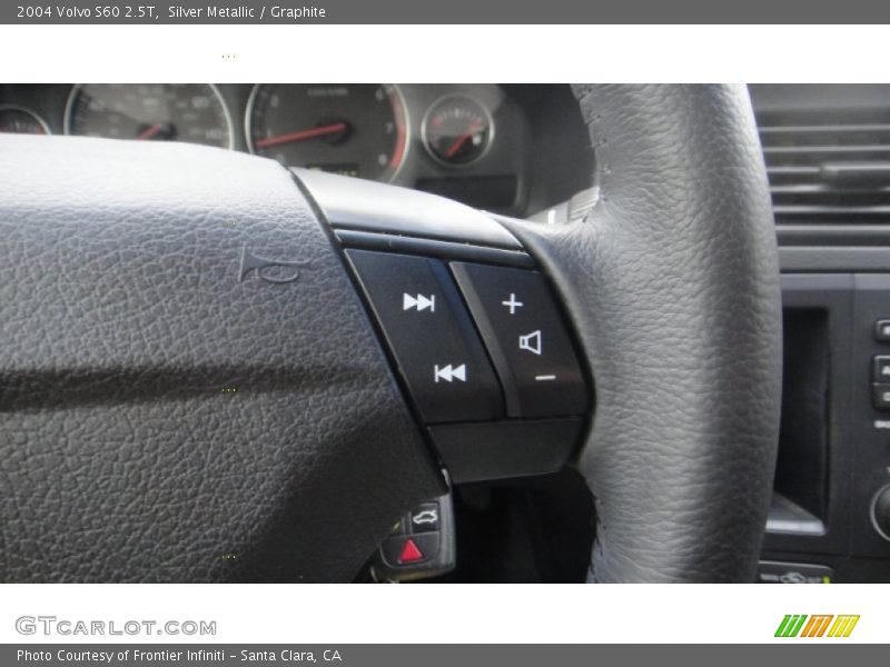 Silver Metallic / Graphite 2004 Volvo S60 2.5T