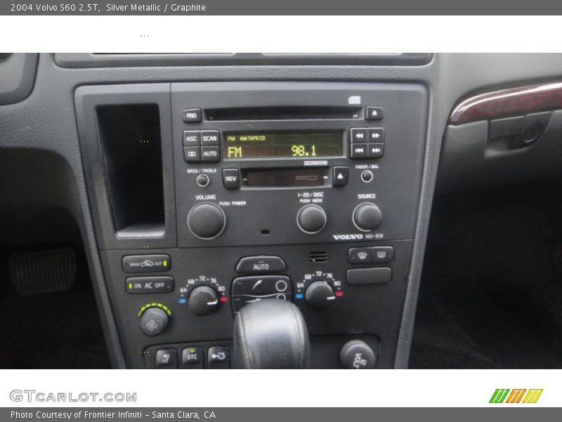 Silver Metallic / Graphite 2004 Volvo S60 2.5T