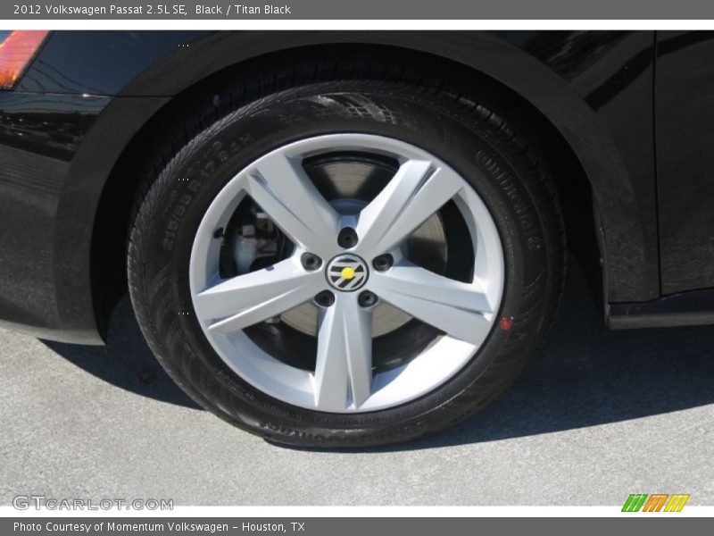 Black / Titan Black 2012 Volkswagen Passat 2.5L SE