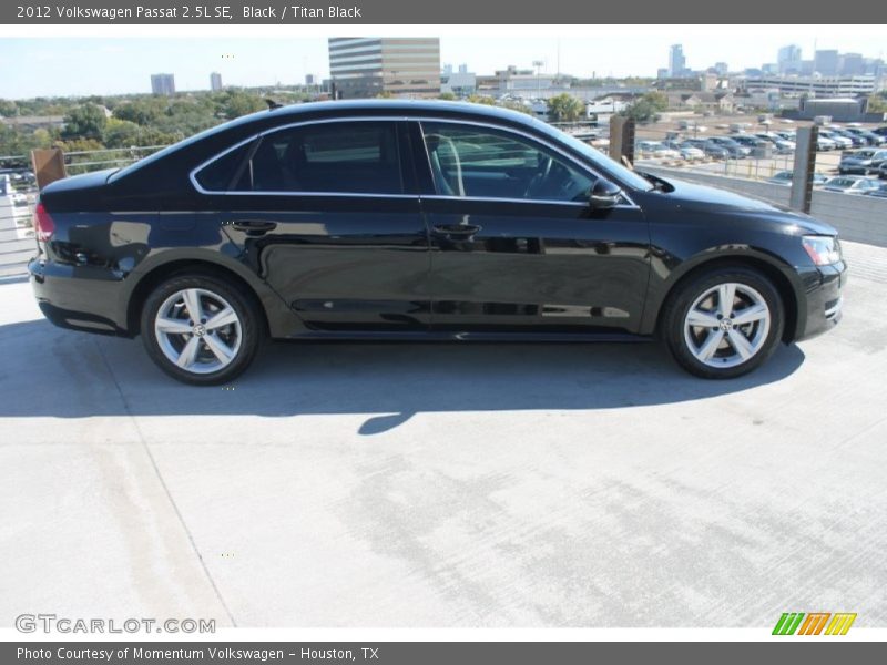 Black / Titan Black 2012 Volkswagen Passat 2.5L SE