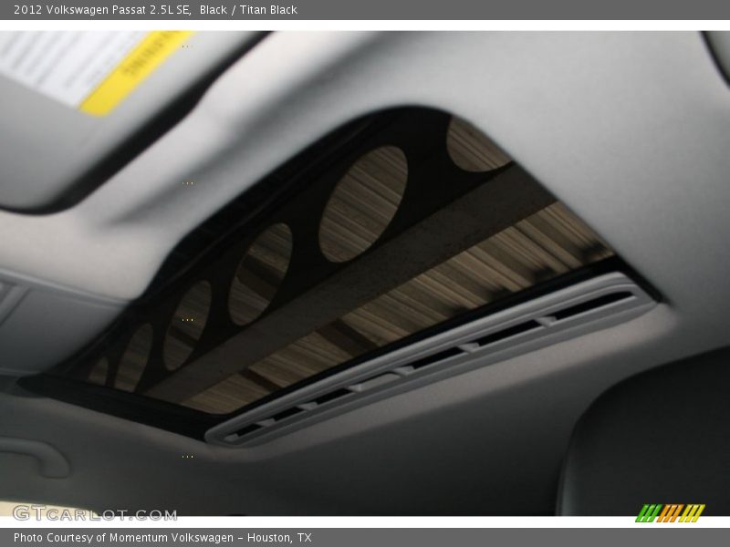 Black / Titan Black 2012 Volkswagen Passat 2.5L SE