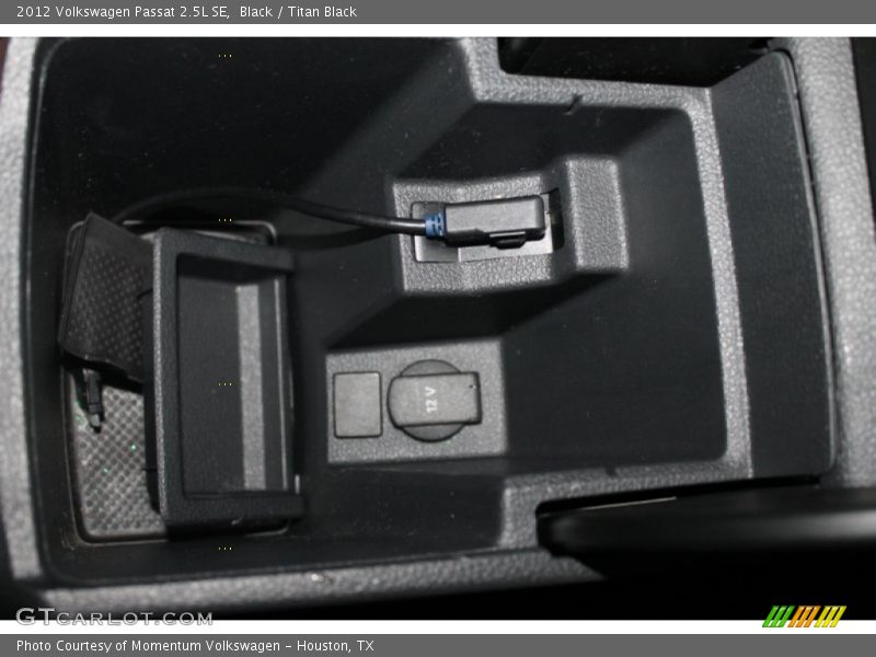 Black / Titan Black 2012 Volkswagen Passat 2.5L SE