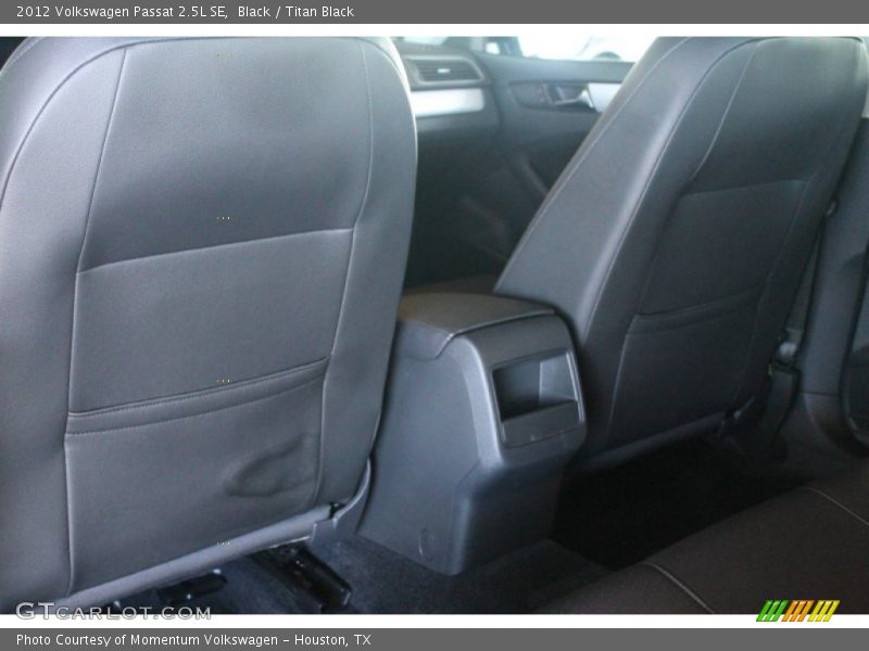Black / Titan Black 2012 Volkswagen Passat 2.5L SE