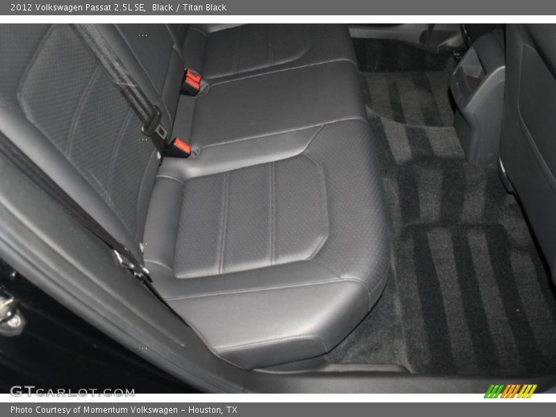 Black / Titan Black 2012 Volkswagen Passat 2.5L SE