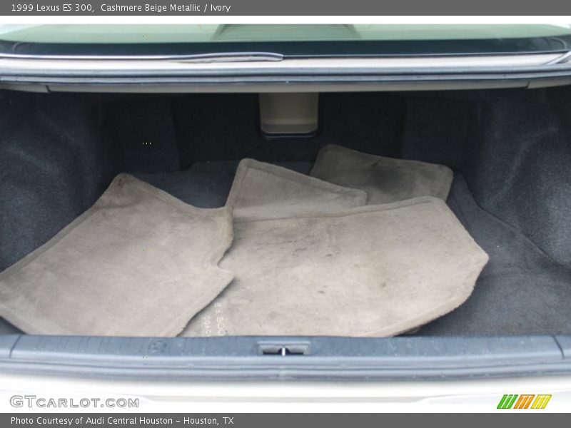 Cashmere Beige Metallic / Ivory 1999 Lexus ES 300