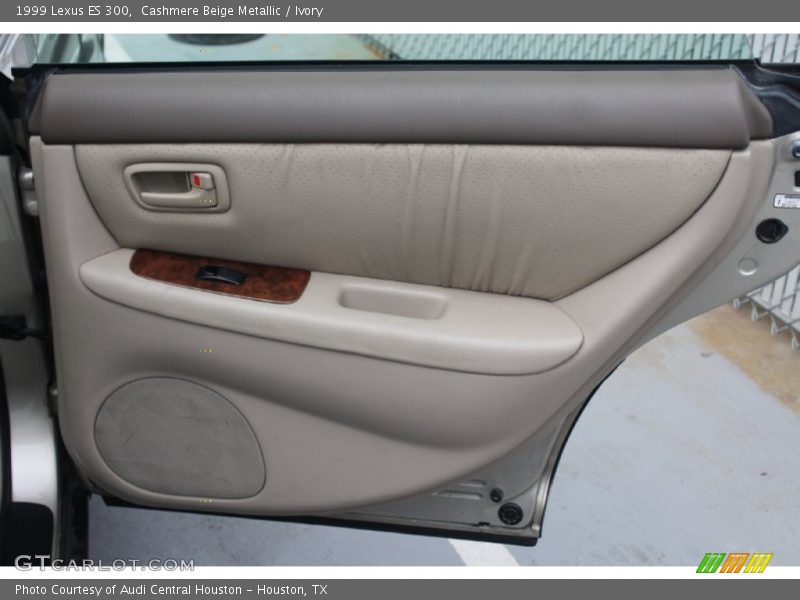 Cashmere Beige Metallic / Ivory 1999 Lexus ES 300