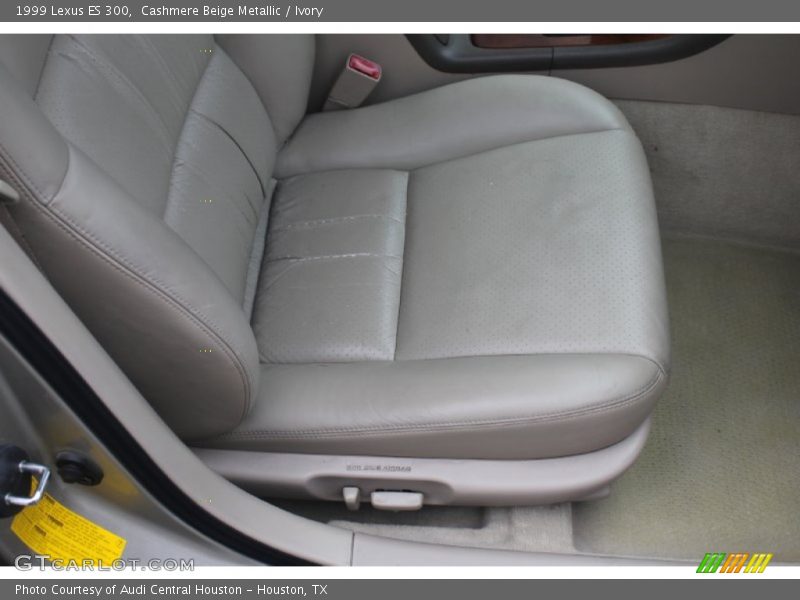 Cashmere Beige Metallic / Ivory 1999 Lexus ES 300