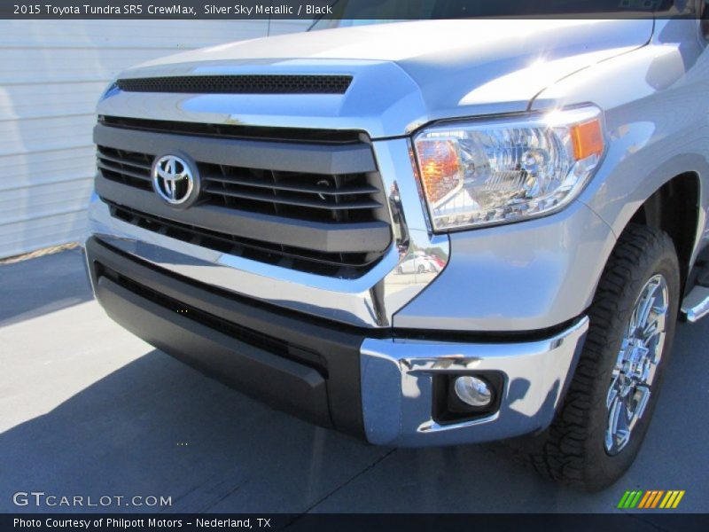 Silver Sky Metallic / Black 2015 Toyota Tundra SR5 CrewMax