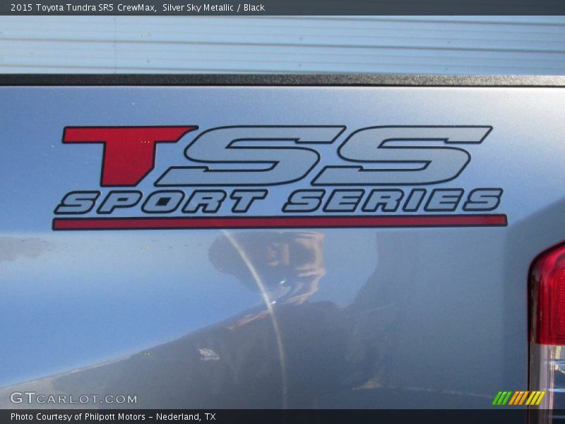 Silver Sky Metallic / Black 2015 Toyota Tundra SR5 CrewMax