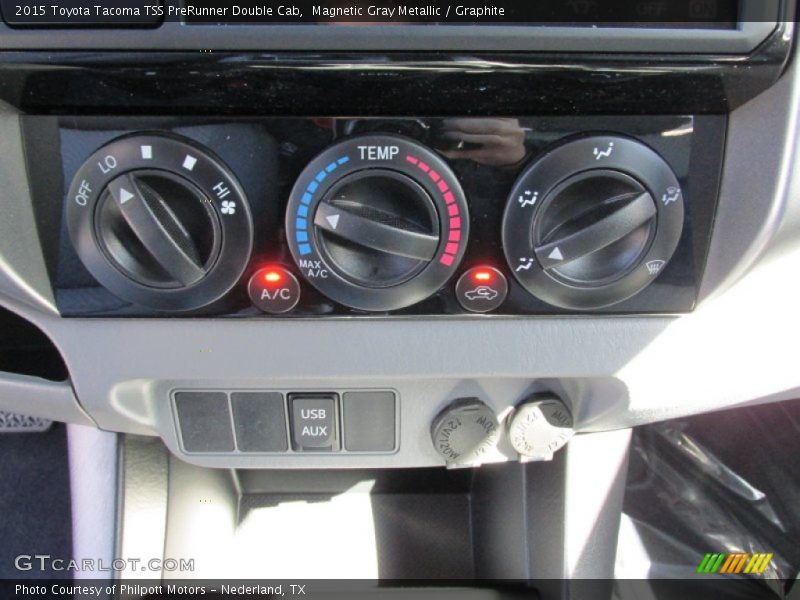 Magnetic Gray Metallic / Graphite 2015 Toyota Tacoma TSS PreRunner Double Cab