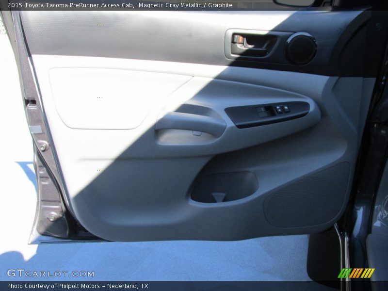Magnetic Gray Metallic / Graphite 2015 Toyota Tacoma PreRunner Access Cab