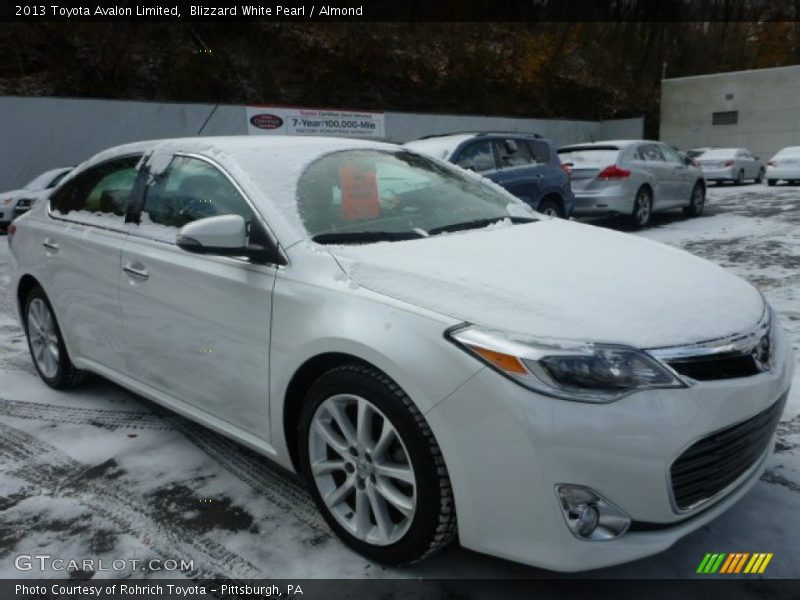 Blizzard White Pearl / Almond 2013 Toyota Avalon Limited
