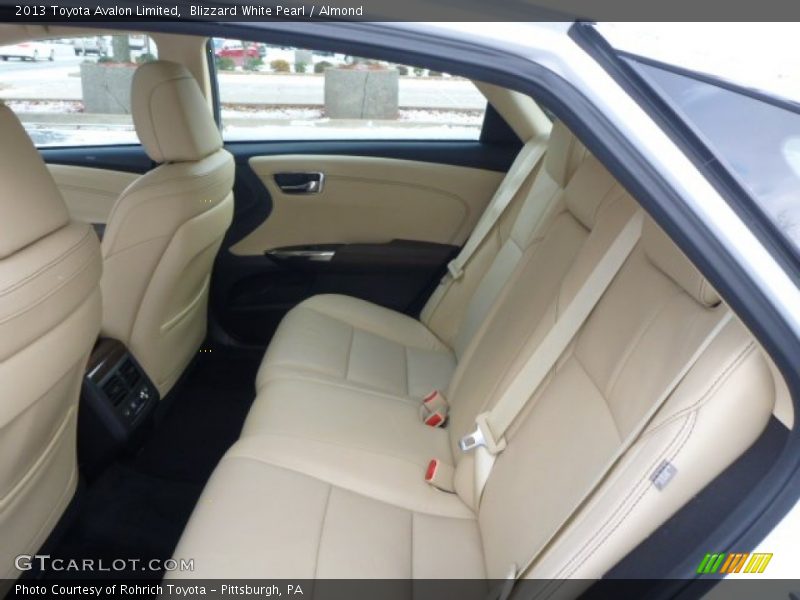 Blizzard White Pearl / Almond 2013 Toyota Avalon Limited
