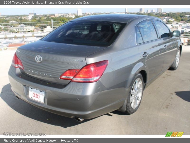 Phantom Gray Pearl / Light Gray 2006 Toyota Avalon Limited