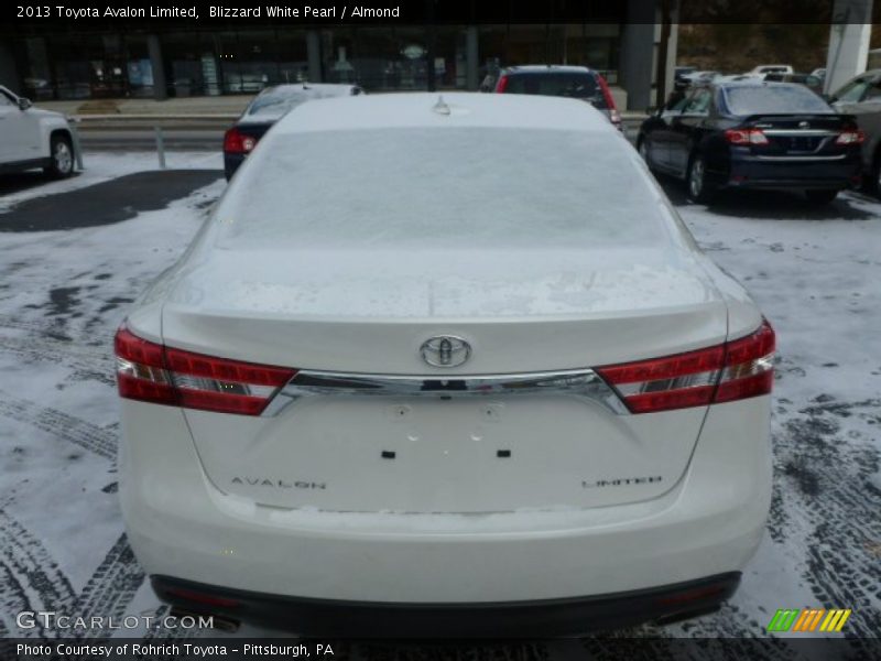Blizzard White Pearl / Almond 2013 Toyota Avalon Limited