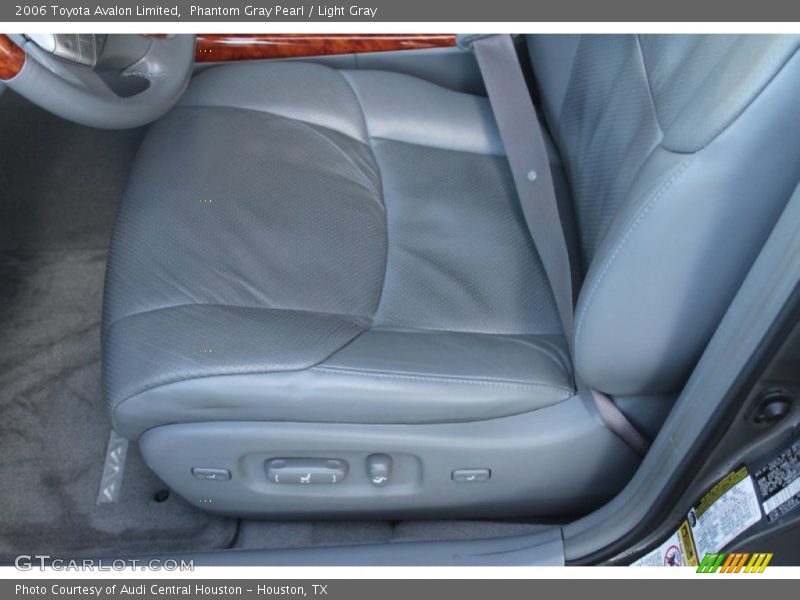 Phantom Gray Pearl / Light Gray 2006 Toyota Avalon Limited