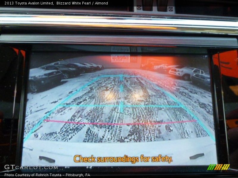 Blizzard White Pearl / Almond 2013 Toyota Avalon Limited
