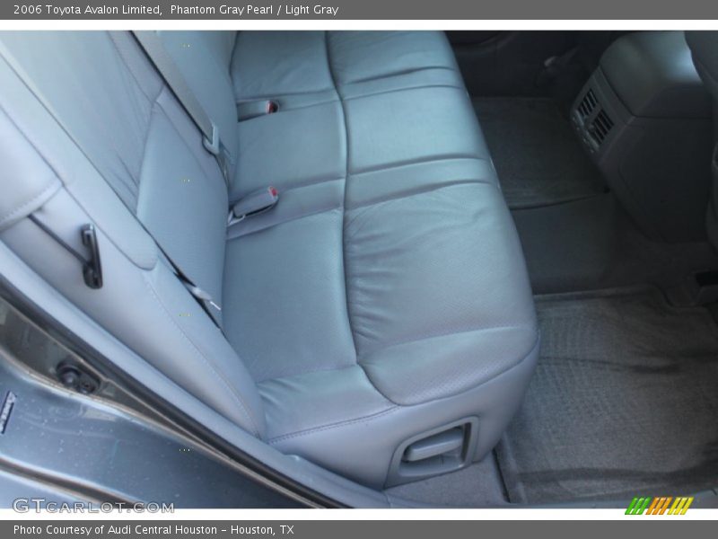 Phantom Gray Pearl / Light Gray 2006 Toyota Avalon Limited