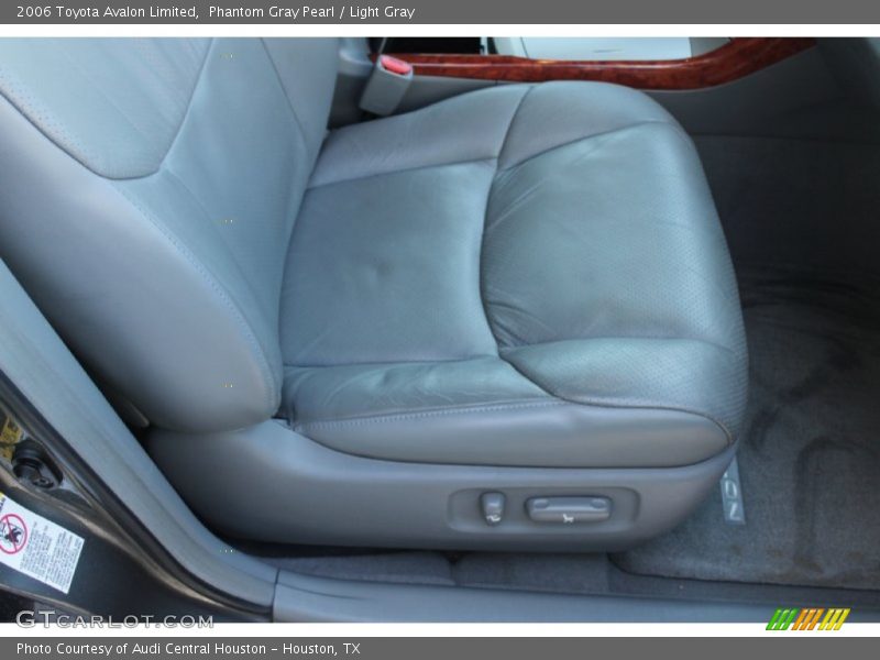 Phantom Gray Pearl / Light Gray 2006 Toyota Avalon Limited