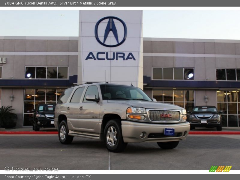 Silver Birch Metallic / Stone Gray 2004 GMC Yukon Denali AWD