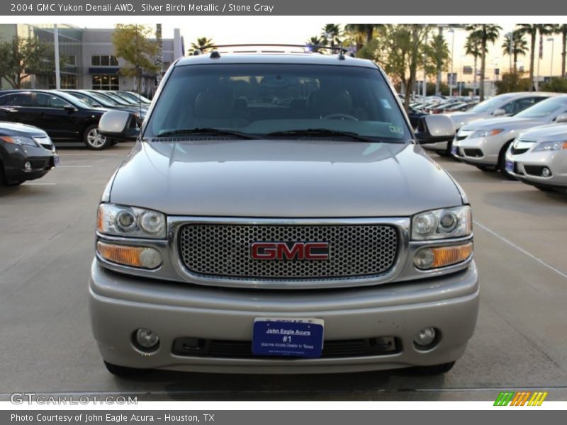 Silver Birch Metallic / Stone Gray 2004 GMC Yukon Denali AWD
