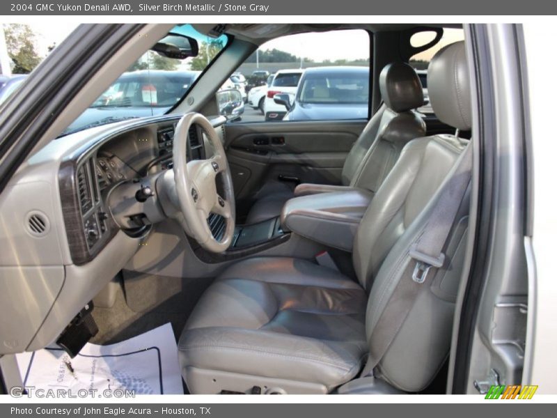 Silver Birch Metallic / Stone Gray 2004 GMC Yukon Denali AWD