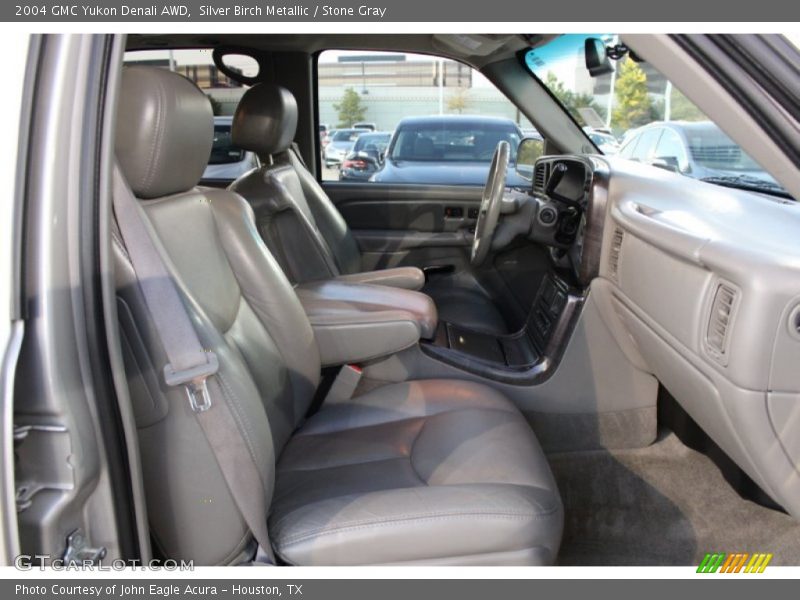 Silver Birch Metallic / Stone Gray 2004 GMC Yukon Denali AWD