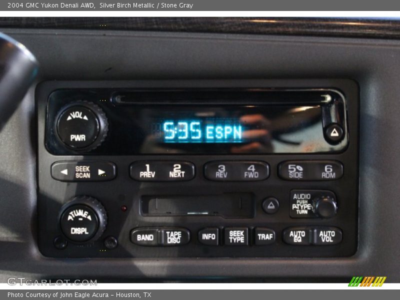 Silver Birch Metallic / Stone Gray 2004 GMC Yukon Denali AWD