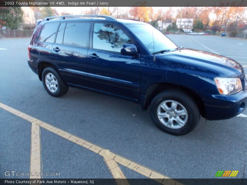 Indigo Ink Pearl / Ivory 2003 Toyota Highlander V6 4WD