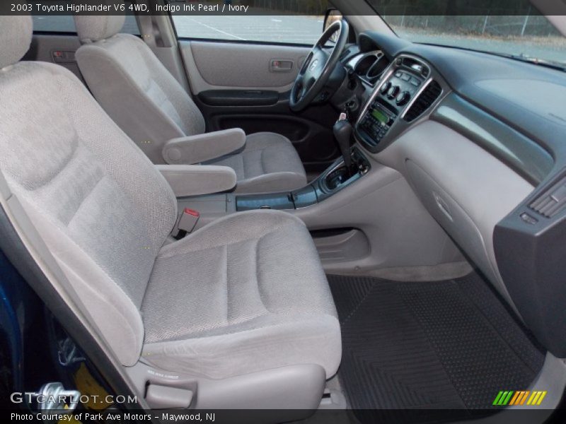 Front Seat of 2003 Highlander V6 4WD