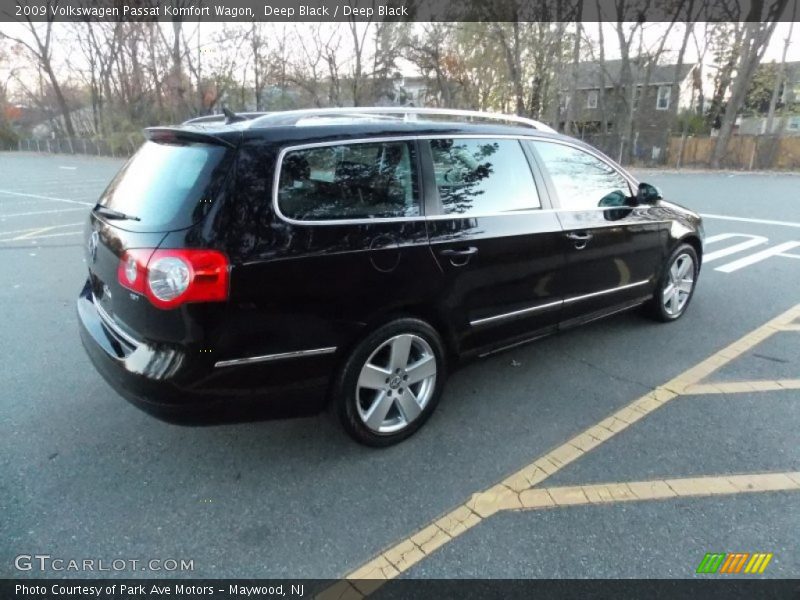Deep Black / Deep Black 2009 Volkswagen Passat Komfort Wagon