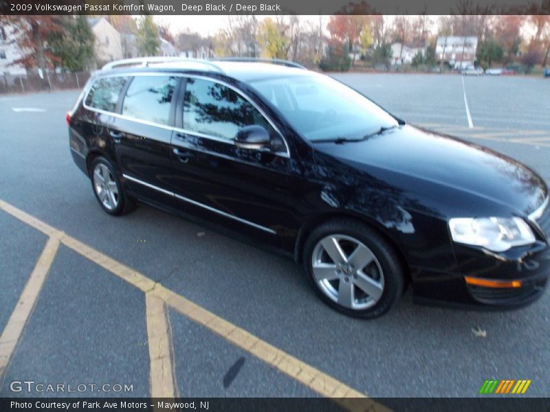 Deep Black / Deep Black 2009 Volkswagen Passat Komfort Wagon